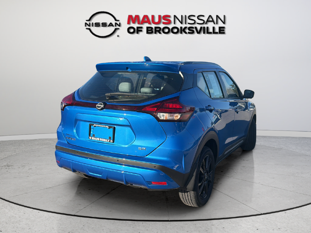 Certified 2024 Nissan Kicks SR w/ SR Premium Package FWD image 10