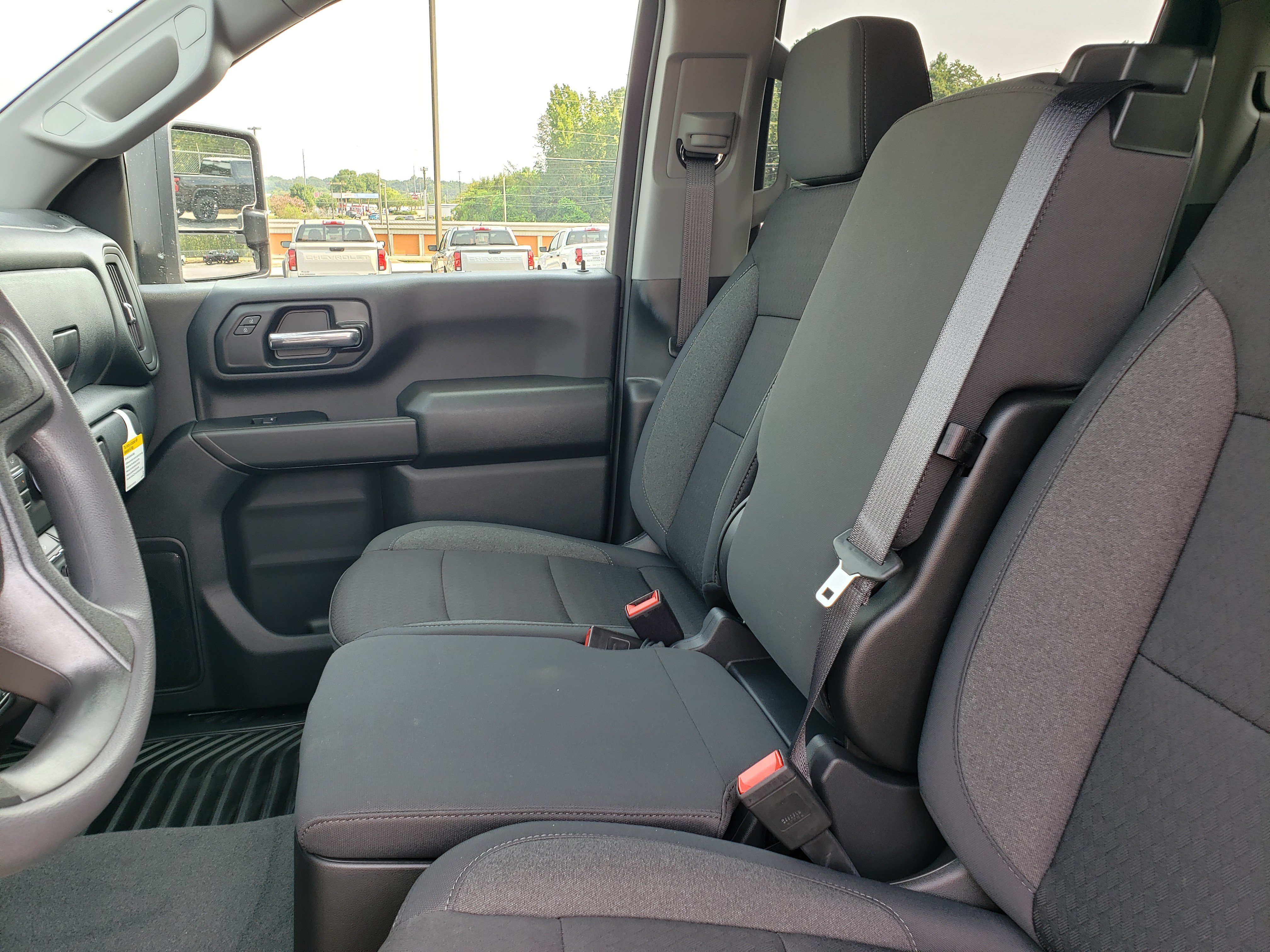 New 2026 Chevrolet Silverado 2500 Custom w/ Custom Value Package AWD/4WD image 28