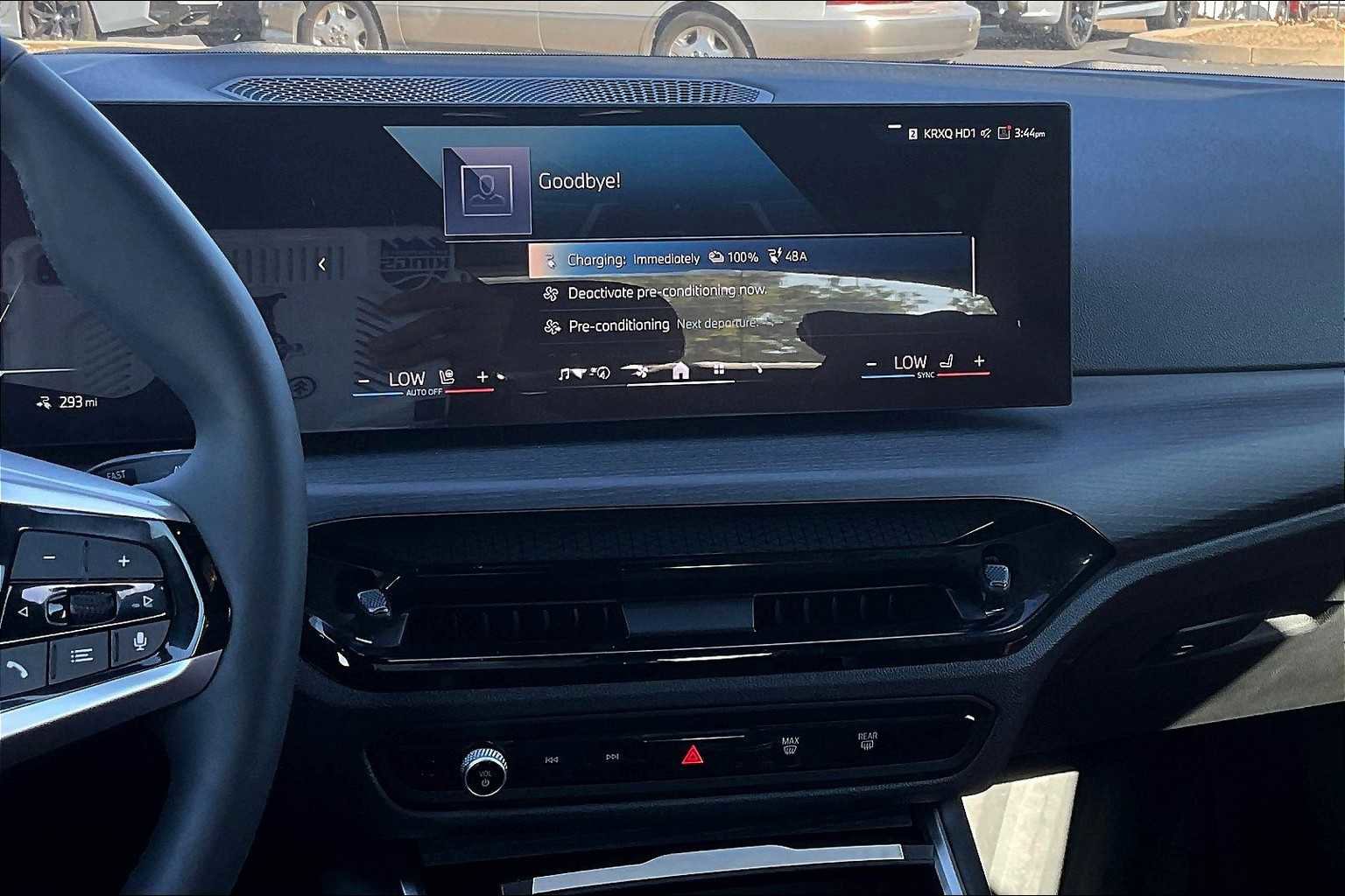 Used 2025 BMW i4 eDrive40 w/ Parking Assistance Package image 9