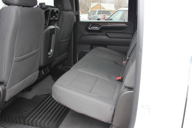 Used 2024 Chevrolet Silverado 2500 LT w/ Convenience Package image 7