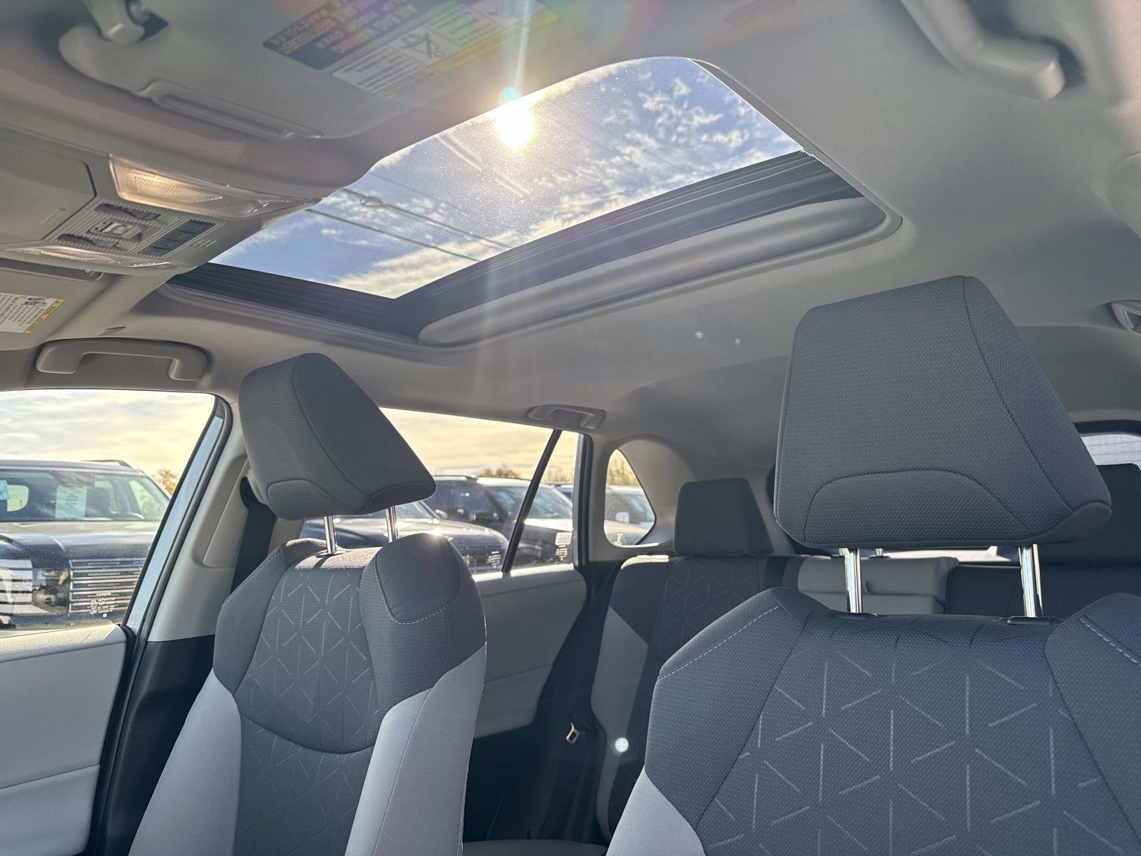 Used 2023 Toyota RAV4 XLE image 3