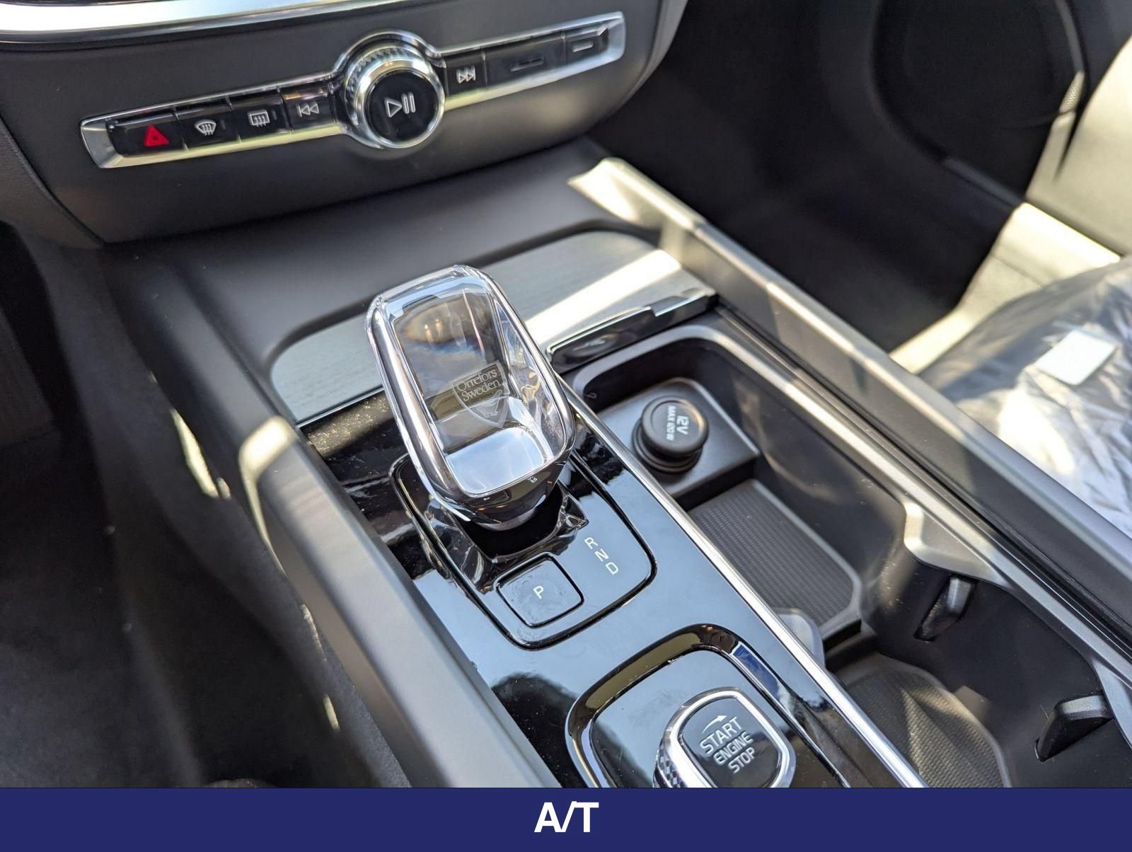 New 2026 Volvo V60 B5 Cross Country Ultra w/ Protection Package Premier AWD/4WD image 17