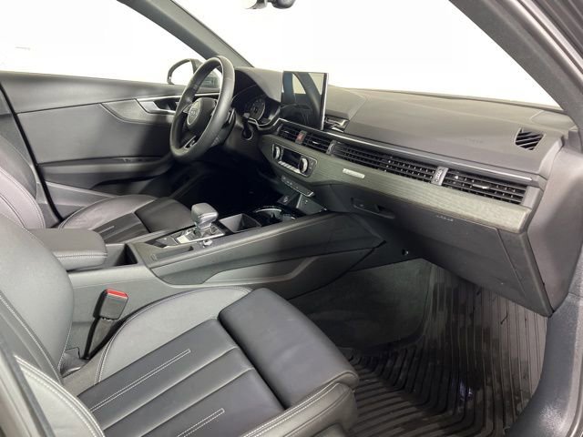 Used 2023 Audi A4 2.0T Premium w/ Convenience Package image 12