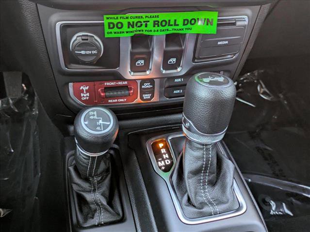 New 2025 Jeep Wrangler Rubicon w/ Convenience Group image 15