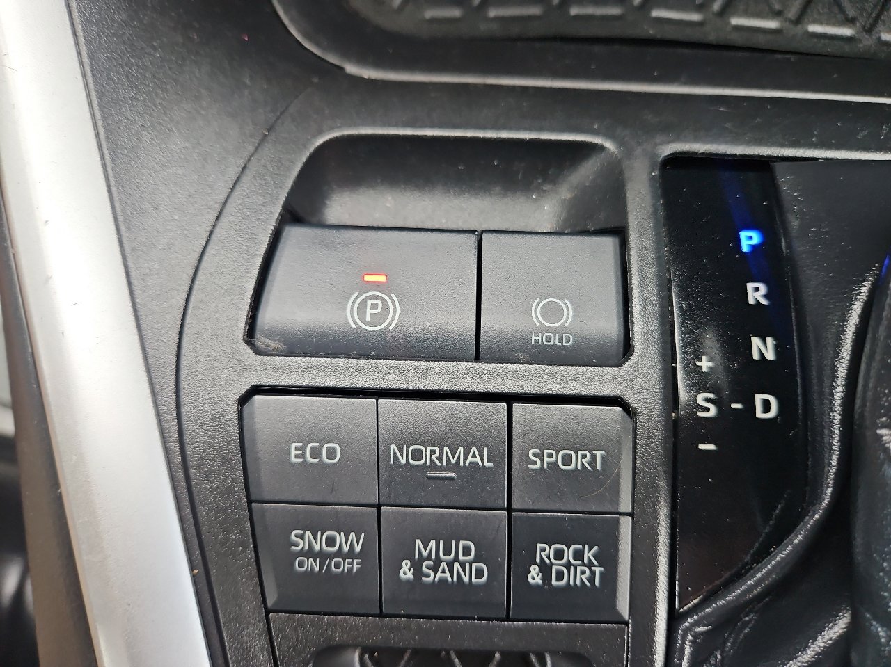 Used 2019 Toyota RAV4 XLE Premium image 37