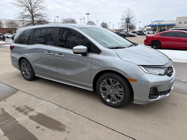 New 2026 Honda Odyssey Touring image 14