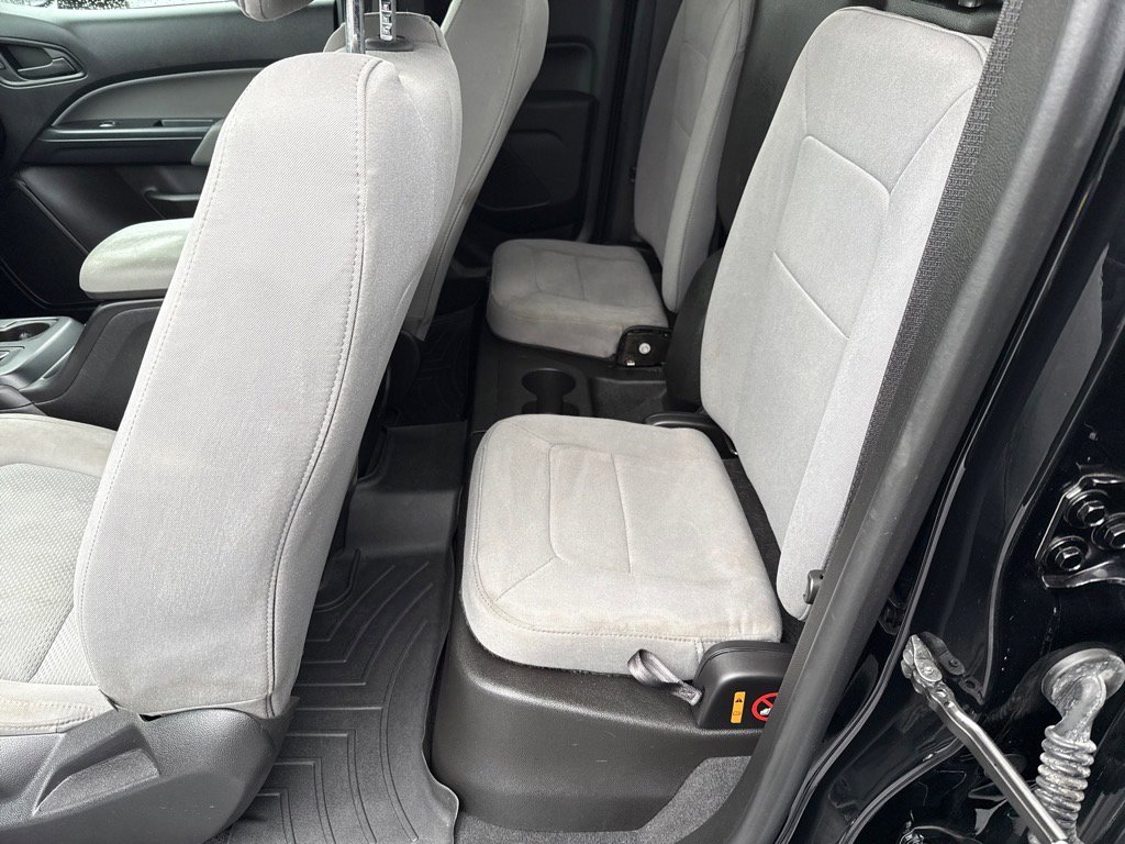 Used 2019 Chevrolet Colorado W/T w/ Custom Special Edition image 11