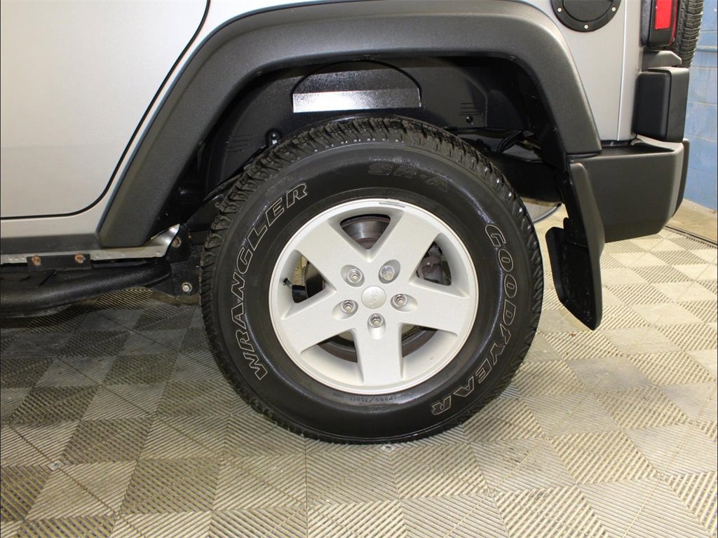 Used 2018 Jeep Wrangler Unlimited Sport S image 39