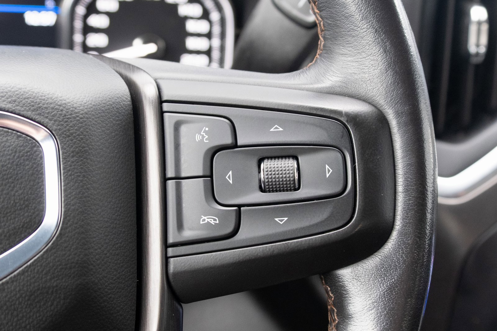 Used 2020 GMC Sierra 1500 AT4 image 9