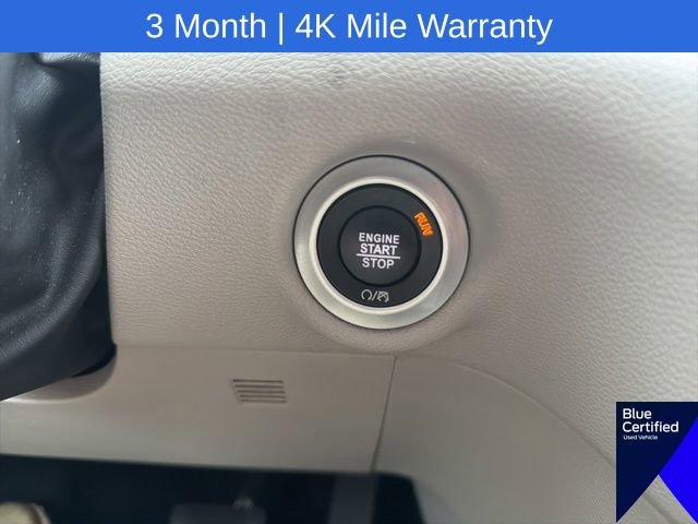 Used 2023 Chrysler Voyager LX FWD image 41