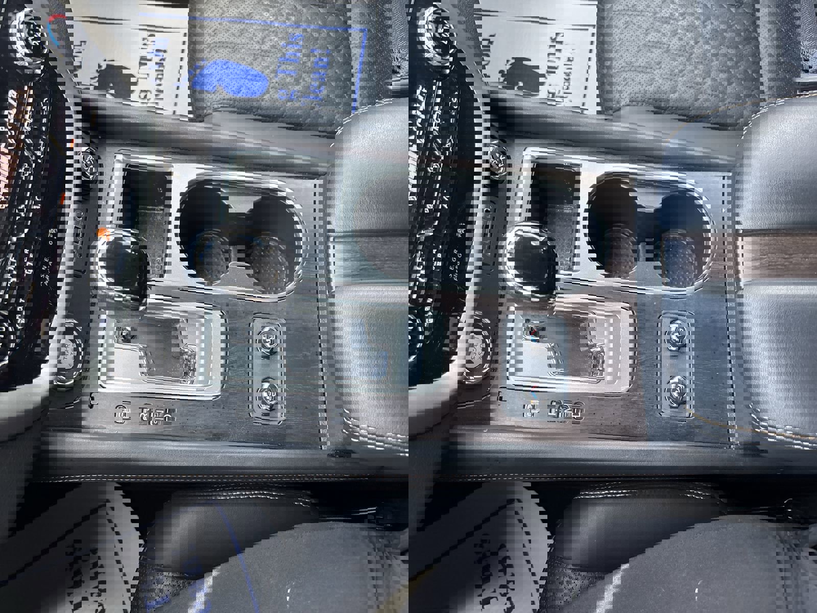 Used 2024 Nissan Murano Platinum w/ Cargo Package image 23