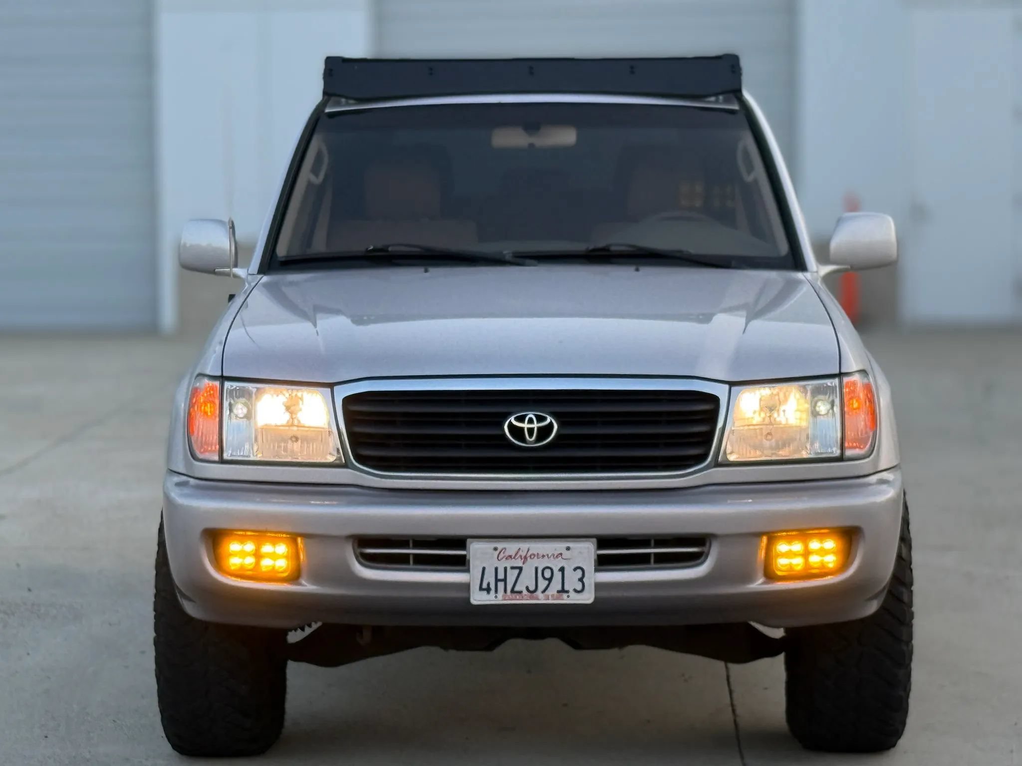 Used 2000 Toyota Land Cruiser AWD/4WD image 30