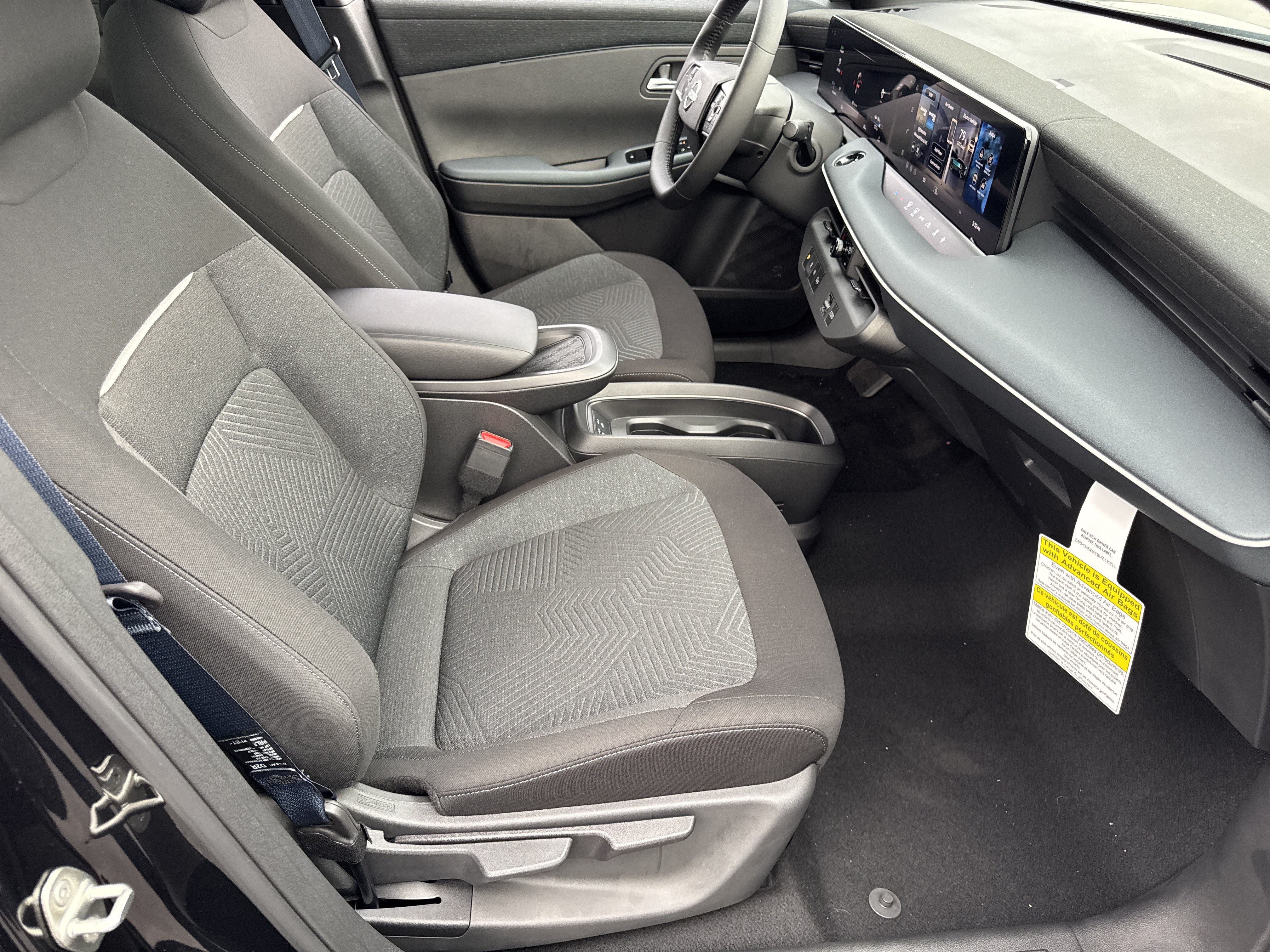 New 2026 Nissan Leaf w/ Floor Mat Package (S+) FWD image 19