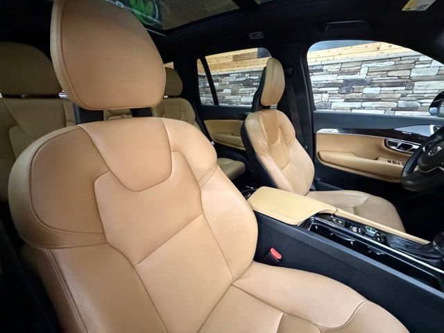 Used 2016 Volvo XC90 T6 Momentum AWD/4WD image 17