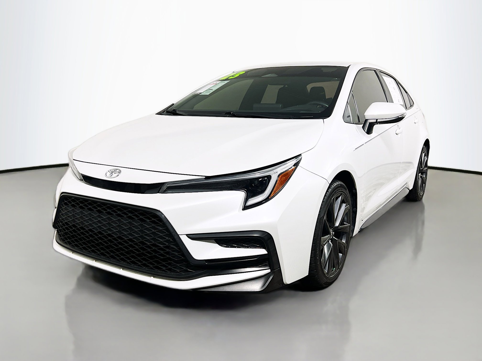 Used 2023 Toyota Corolla SE image 10