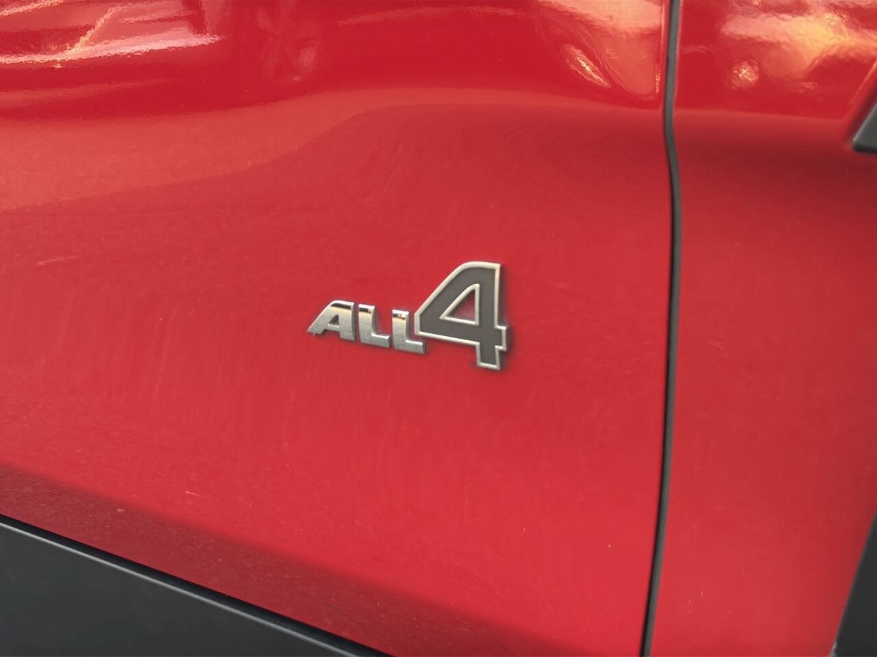 Used 2019 MINI Cooper Clubman ALL4 w/ Premium Package AWD/4WD image 10