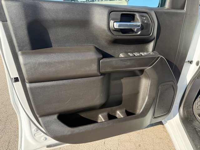 Used 2023 Chevrolet Silverado 1500 Custom image 10