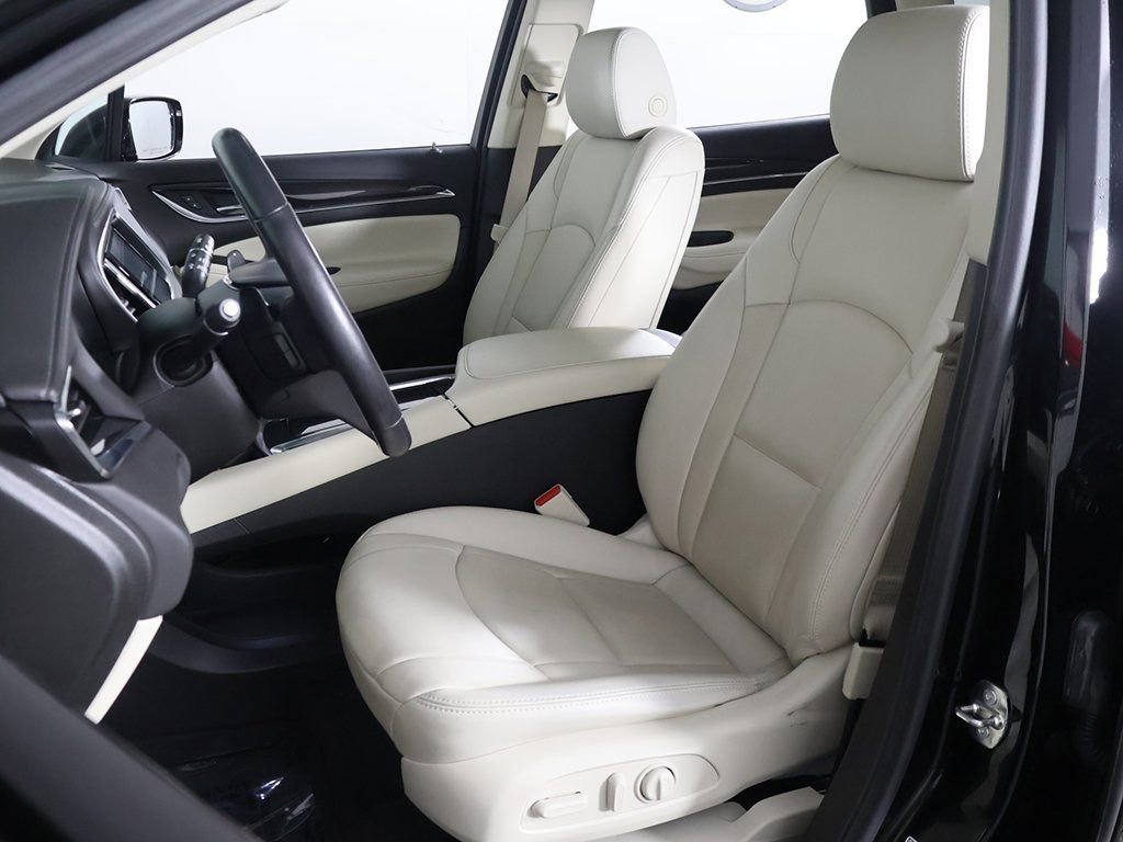 Used 2023 Buick Enclave Essence image 31