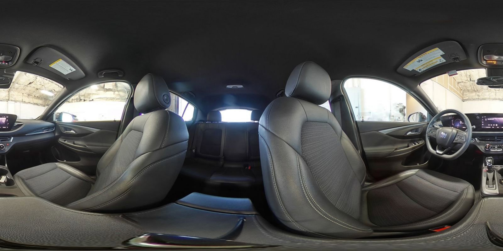 Used 2025 Buick Envista Preferred image 41