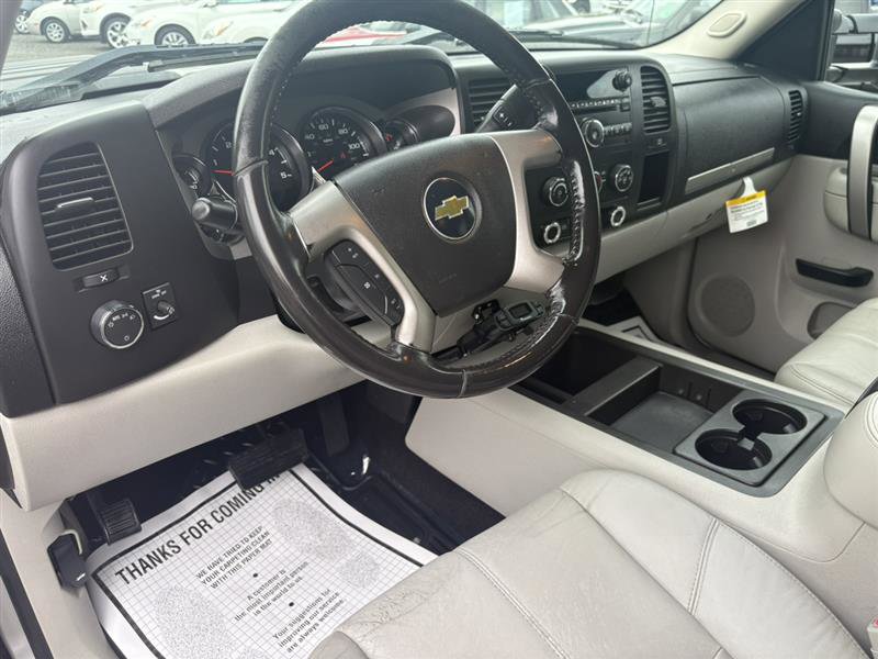 Used 2011 Chevrolet Silverado 3500 LT w/ Snow Plow Prep Package image 9