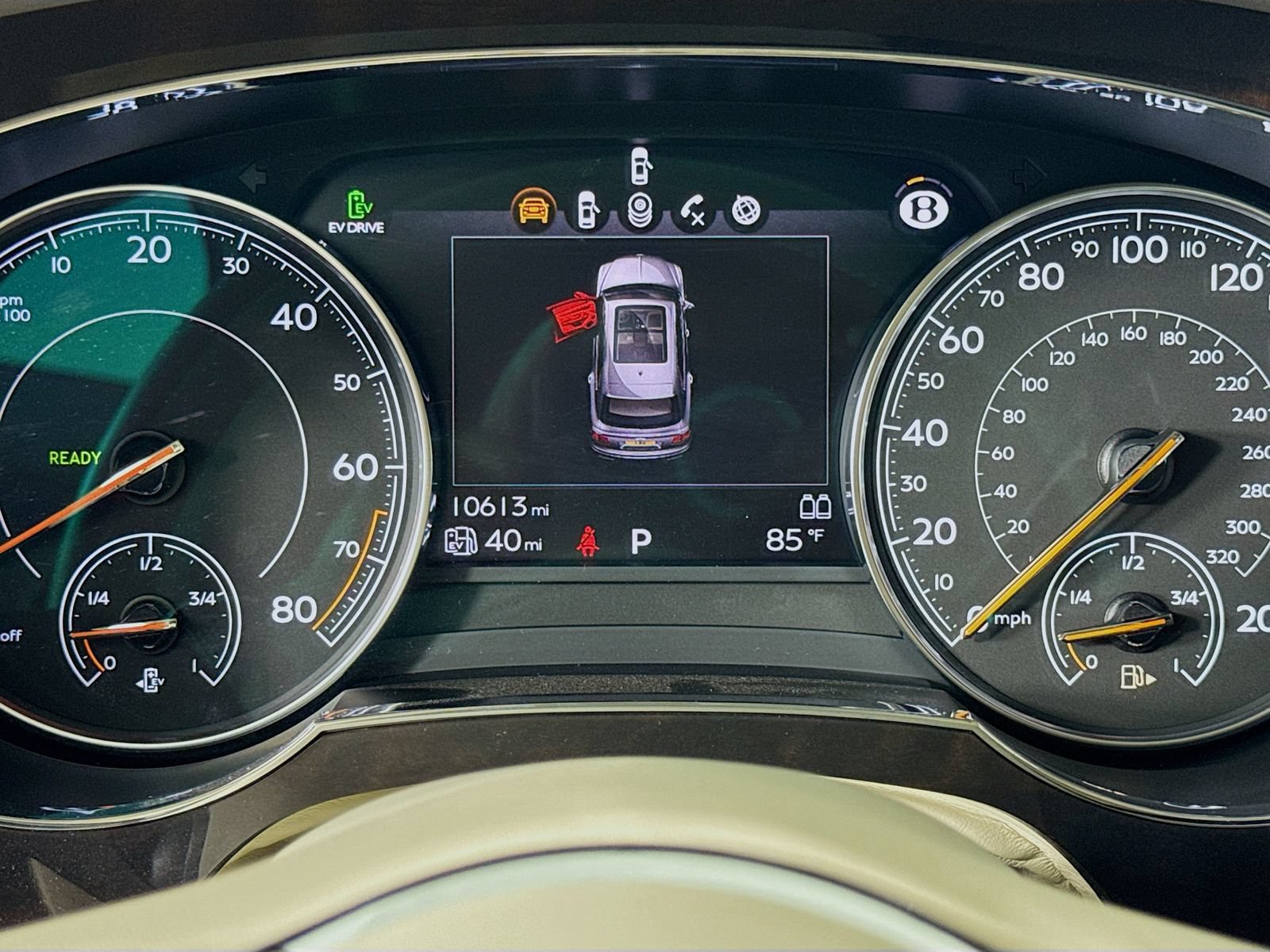 Certified 2020 Bentley Bentayga Plug-In Hybrid AWD/4WD image 13