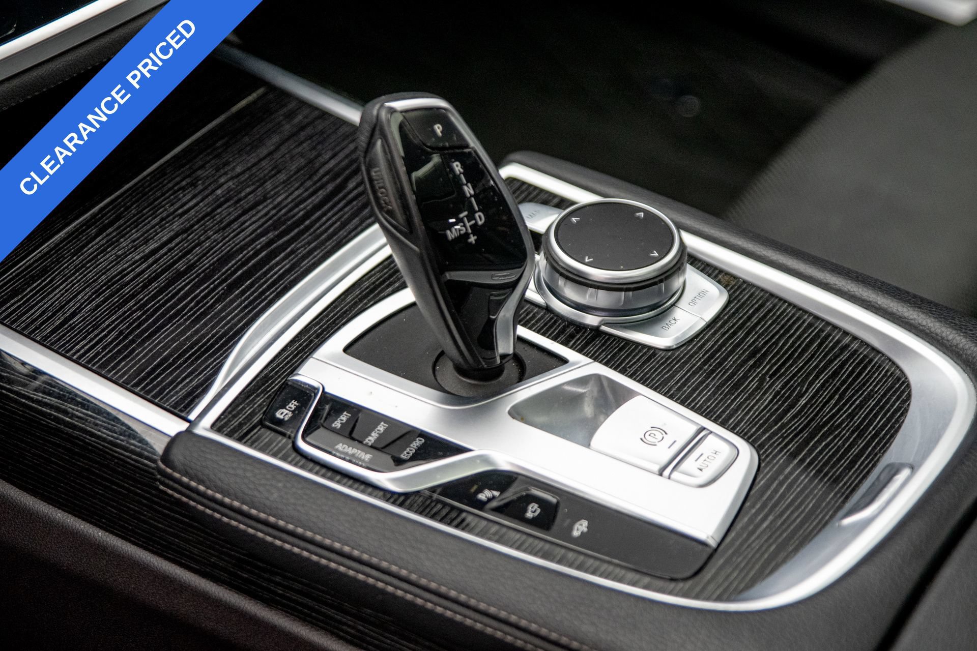 Used 2020 BMW 740i xDrive AWD/4WD image 9
