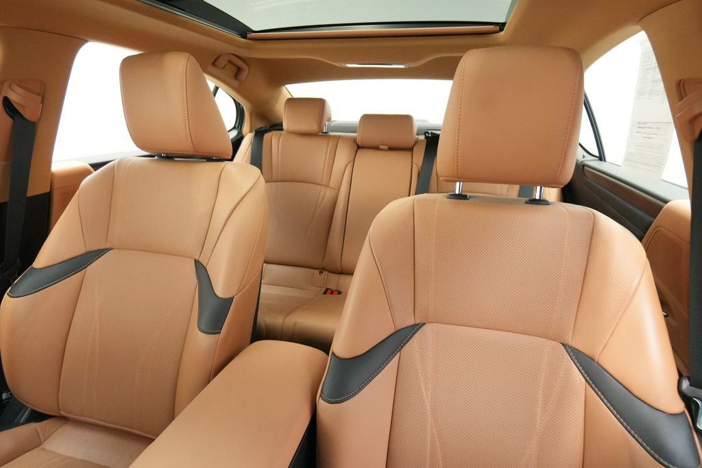 Used 2023 Lexus ES 350 Luxury w/ Accessory Package (Z2) image 14
