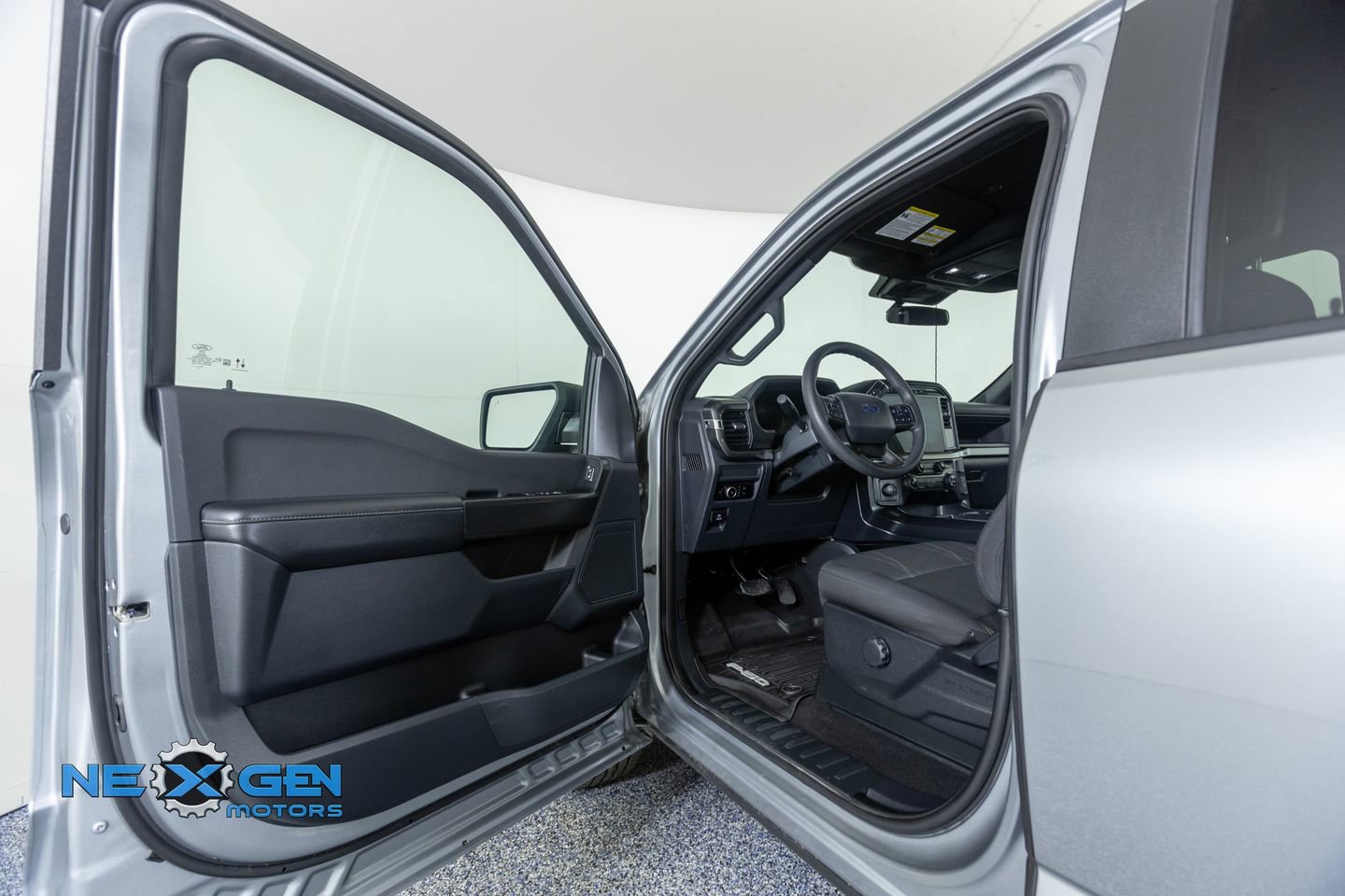 Used 2024 Ford F150 STX image 9