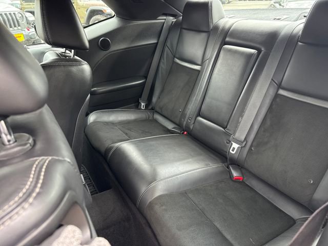 Used 2014 Dodge Challenger R/T image 15