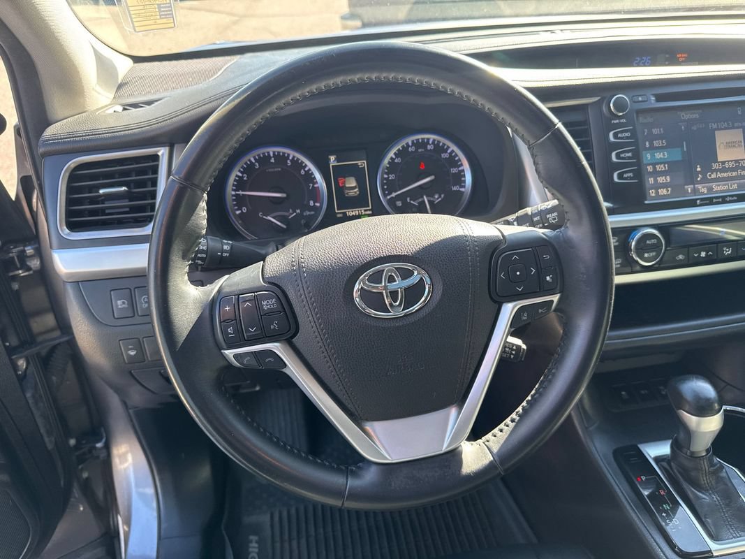 Used 2018 Toyota Highlander SE AWD/4WD image 36