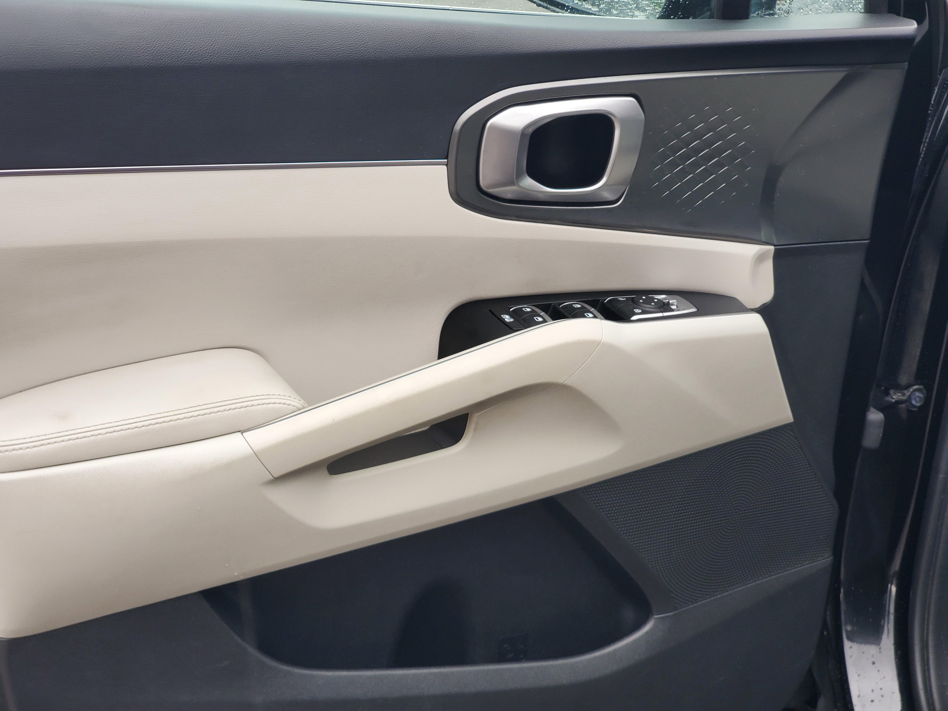 Used 2021 Kia Sorento S FWD image 20