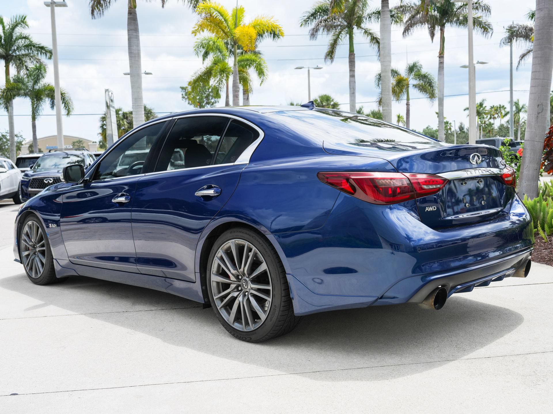 Used 2018 INFINITI Q50 Red Sport 400 w/ Sensory Package (Sport) AWD/4WD image 8