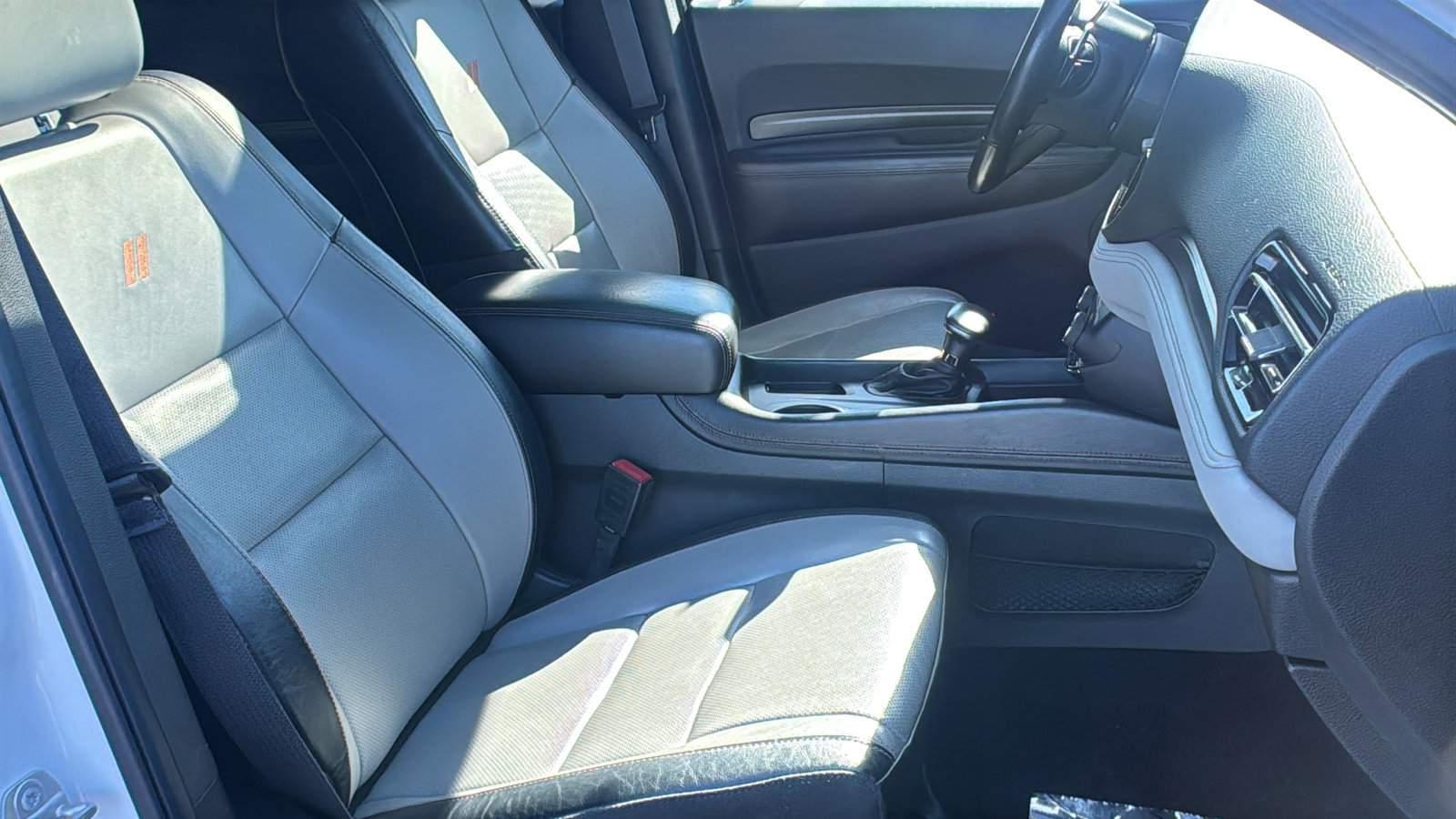 Used 2022 Dodge Durango R/T w/ Blacktop Package image 15