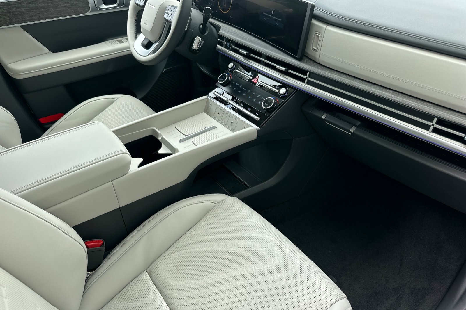 New 2027 Hyundai Santa Fe Calligraphy AWD/4WD image 16
