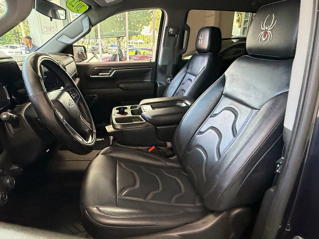Used 2023 Chevrolet Silverado 1500 LT Trail Boss w/ Protection Package AWD/4WD image 9