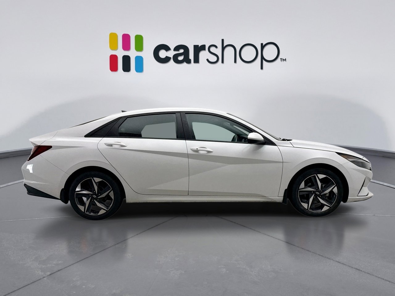 Used 2023 Hyundai Elantra SEL w/ Convenience Package image 6