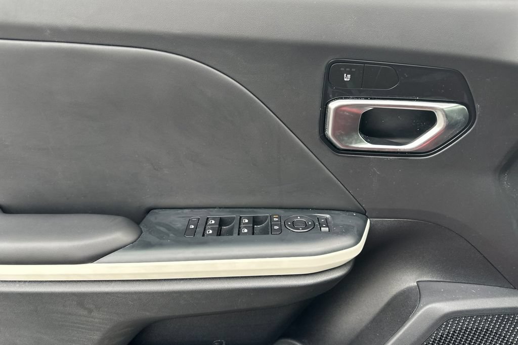 Certified 2025 Kia K4 GT-Line Turbo w/ GT-Line Sunroof Package FWD image 12
