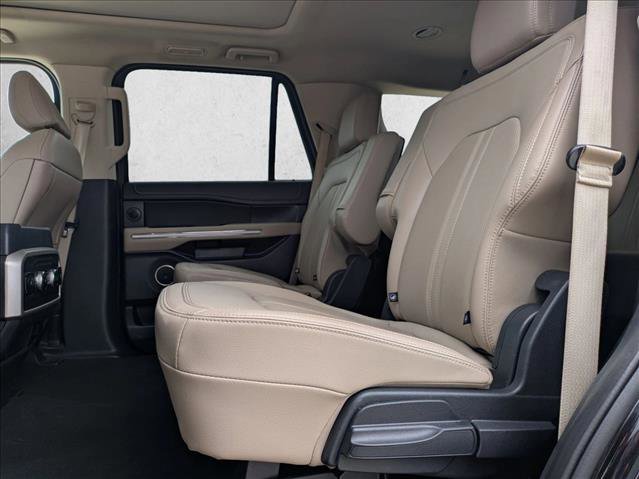 Used 2024 Ford Expedition Limited RWD image 18