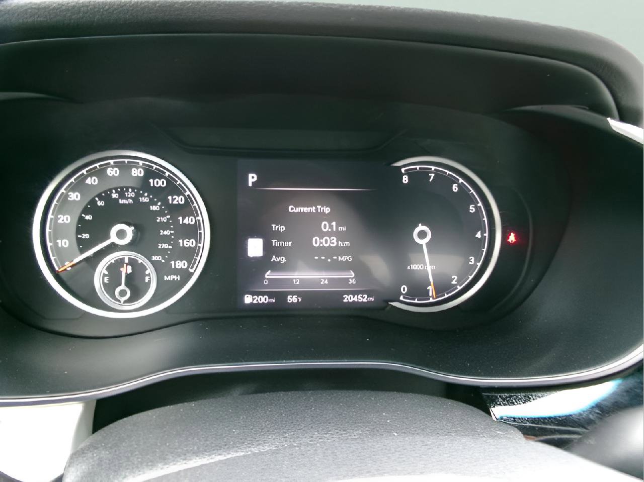 Used 2025 Genesis G70 2.5T RWD image 14