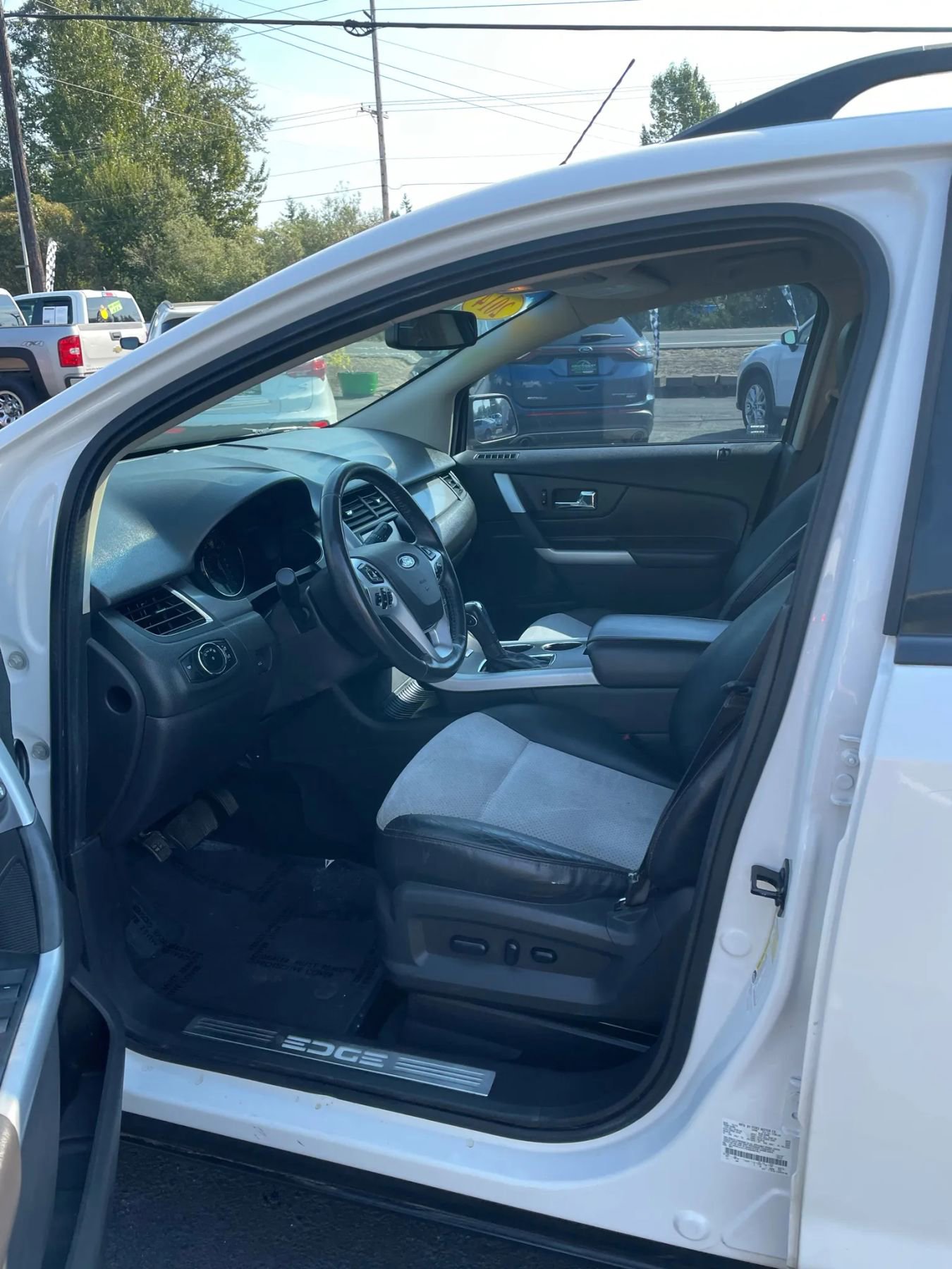 Used 2014 Ford Edge SEL w/ Equipment Group 205A AWD/4WD image 12