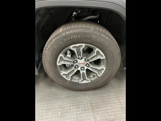 New 2026 GMC Sierra 1500 SLE w/ Preferred Package AWD/4WD image 39