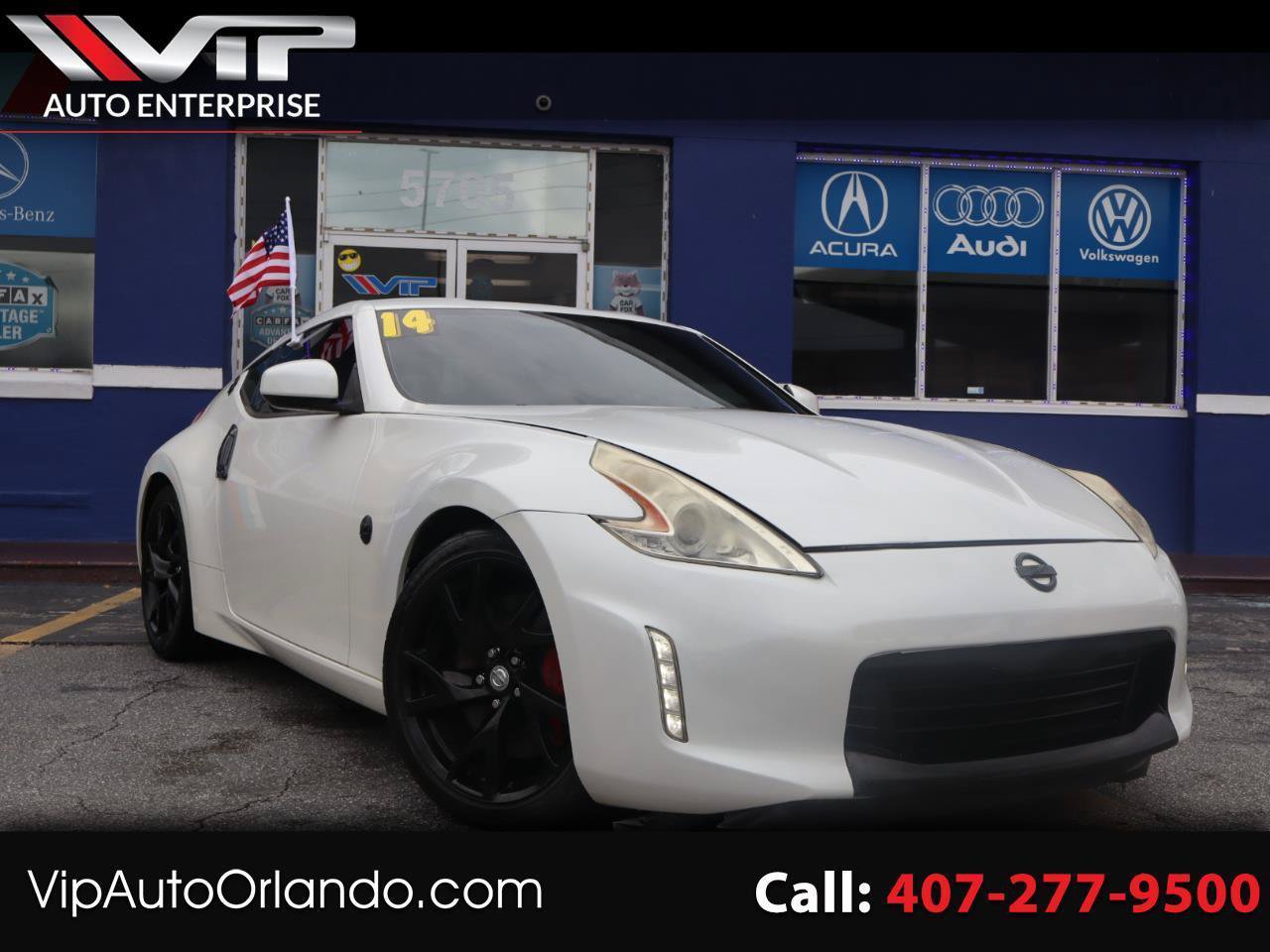 Used 2014 Nissan 370Z Coupe w/ Sport Package RWD image 1