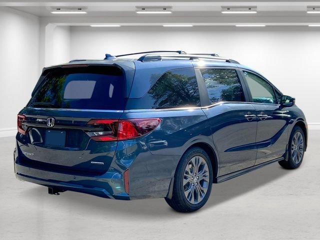 New 2027 Honda Odyssey Touring image 2
