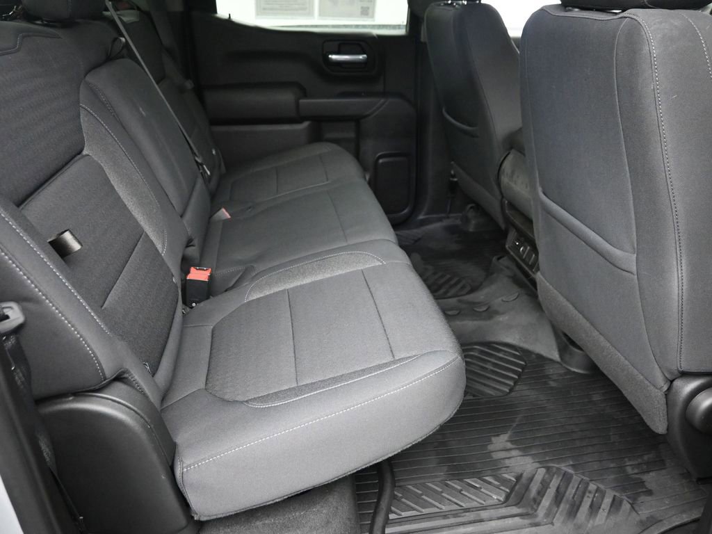 Used 2021 Chevrolet Silverado 1500 LT AWD/4WD image 8
