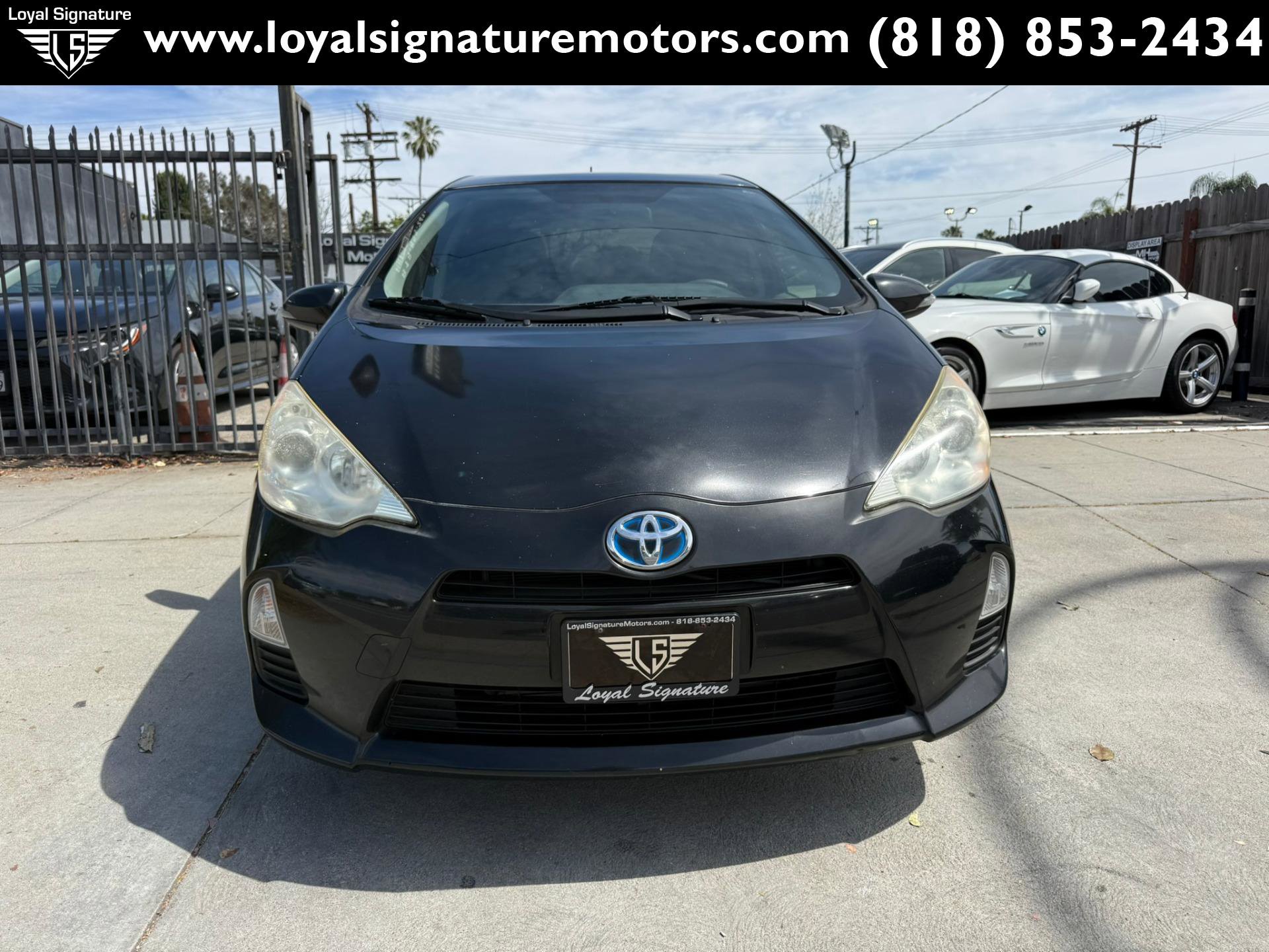 Used 2012 Toyota Prius C Two image 2