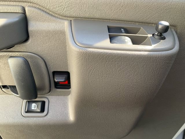Certified 2024 Chevrolet Express 2500 Work Van w/ Driver Convenience Package image 18
