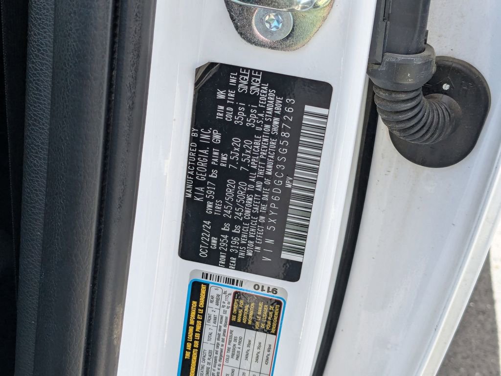 Used 2025 Kia Telluride S image 36