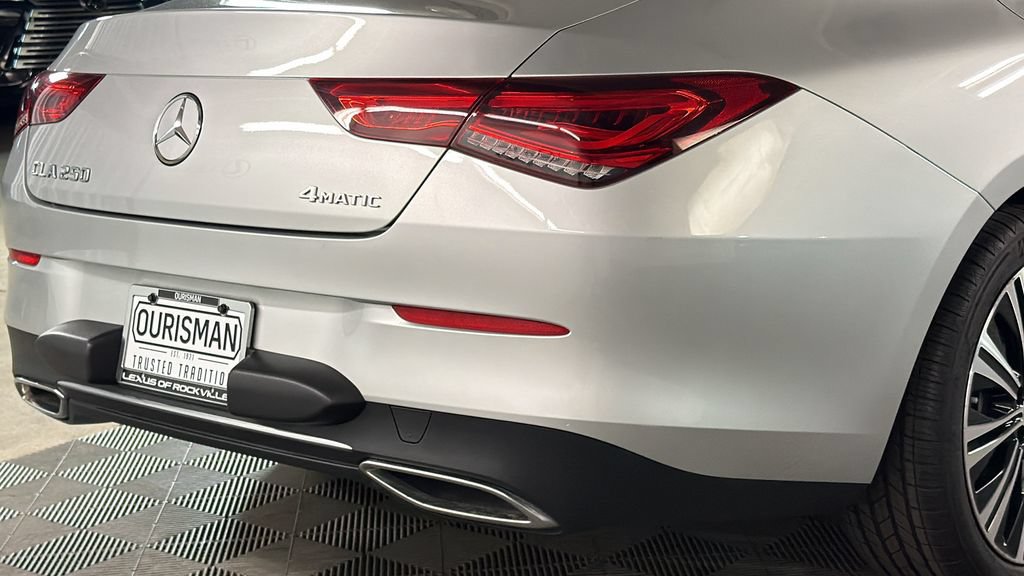 Used 2023 Mercedes-Benz CLA 250 4MATIC image 9