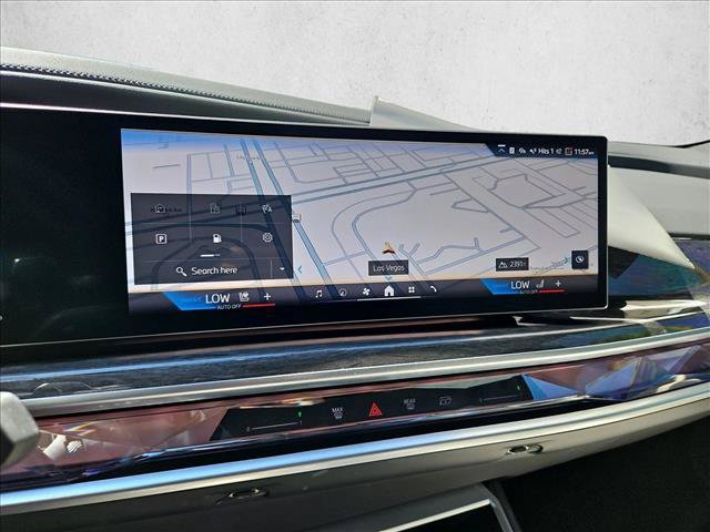 Certified 2024 BMW 760i xDrive w/ Executive Package AWD/4WD image 13