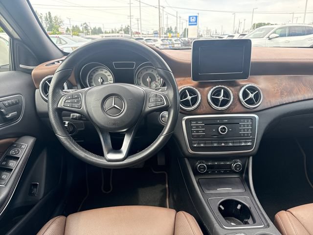 Used 2017 Mercedes-Benz GLA 250 4MATIC image 22